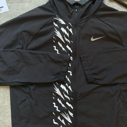 NIKE ‘BOLT’ WINDRUNNER - BLACK