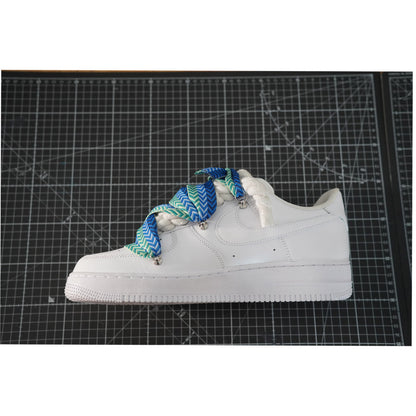 Custom Sneakers Weiß ,, Lanvin Laces '' Blue Thorns