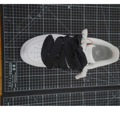 Custom Nike AF1 Weiß ,, Lanvin Laces '' Black Thorns