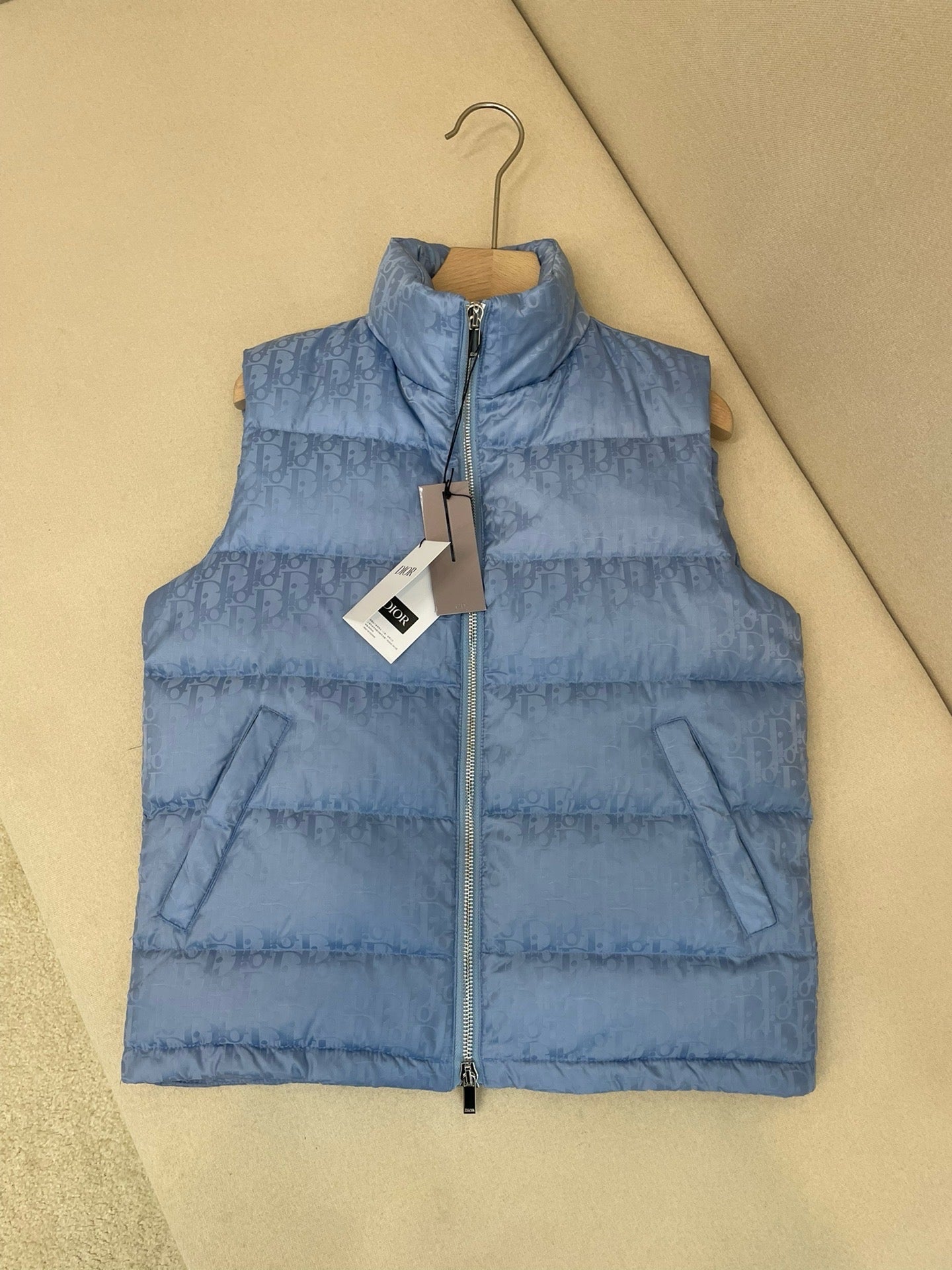 Dior - Doudoune sans manche CD Bleu Ciel