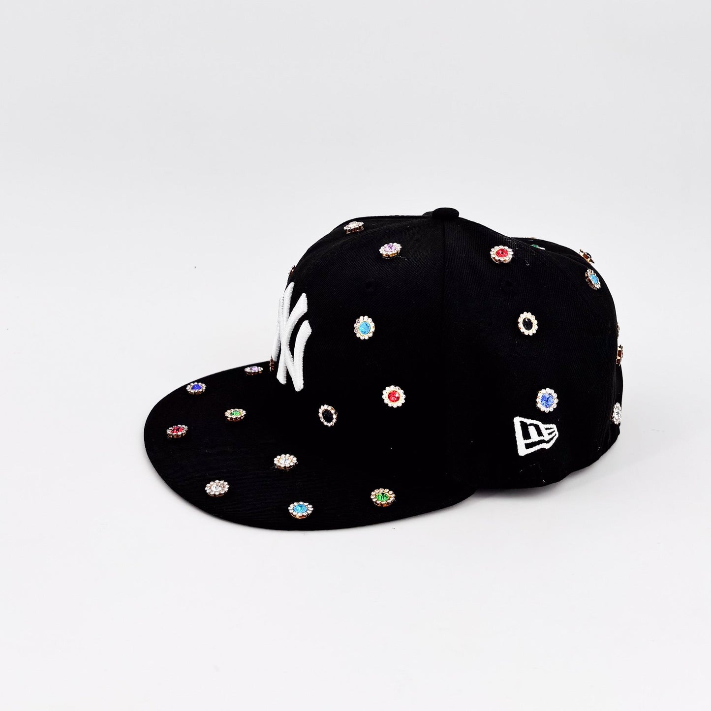 Custom-Fitted Caps “Astract“ Black